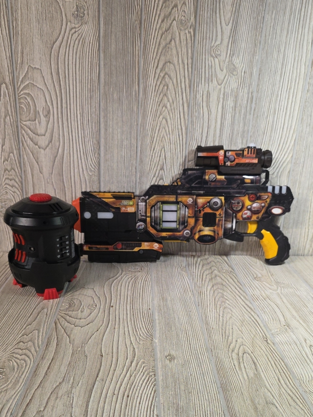 WowWee Light Strike Assault Striker SR-143 Laser Tag Blaster With Target #3